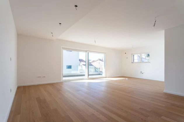 Vodice, NOVOSTAVBA, prostorný apartmán v centru města, 131,62 m²