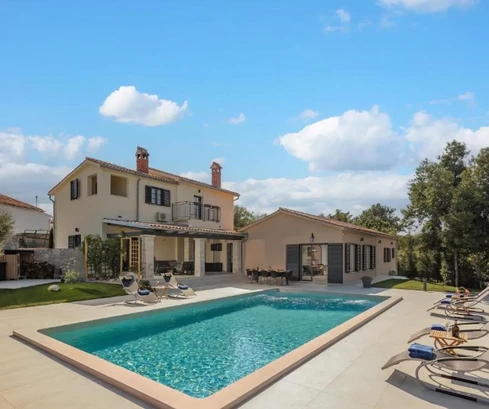 Villa moderne avec piscine à vendre à Labin en Croatie