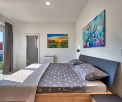 Moderní vila s bazénem na prodej v Marčani v Chorvatsku