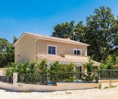 Bonita casa con piscina, Istria, Svetvinčenat