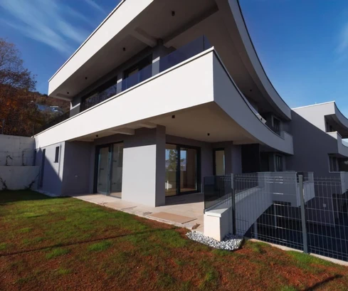 Lovran, luxuriöse Neubauwohnung mit Meerblick