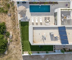 Prodej luxusní vily v Tribunji