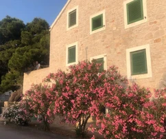 Villa à vendre à Vodice à quelques pas de la mer en Croatie