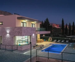 Maison avec vue spectaculaire sur la mer à Split