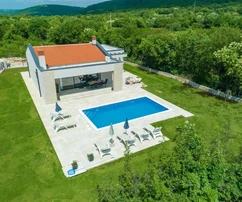 Istria, Labin – Nowoczesny dom parterowy z basenem