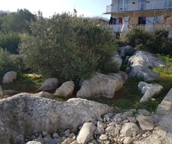 Trogir, Plano, Gebäude Grundstück 751 m2, mit Baugenehmigung für Erdgeschoss 120 m2