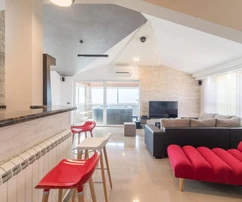 Villa de lujo con piscina en venta en Ližnjan, Croacia