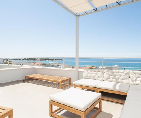 Apartamentos modernos a pocos pasos del mar