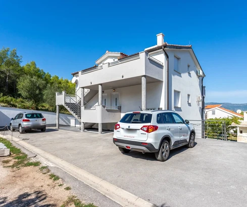 Freistehendes Haus mit Meerblick zu verkaufen in Kroatien