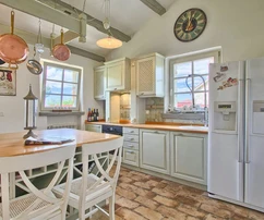 Luksusowa willa z kamienia z basenem na sprzedaż w Tinjan w Chorwacji