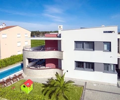 Villa indipendente con due unità abitative - Zaton - vicino al mare