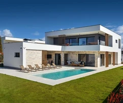 Istrie, Poreč, villa moderne exclusive avec piscine privée près de la mer