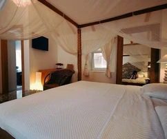 Boutique hotel w sercu historycznego centrum miasta, 50 m od morza!