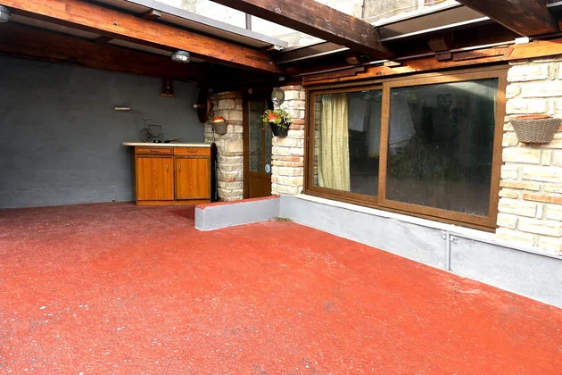 Istria, Brtonigla, dos unidades residenciales en el centro con un potencial de inversión excepcional