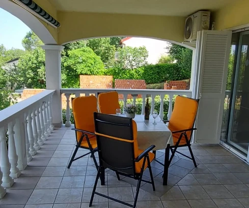 Detached home for sale in Omišalj with sea view in Croatia