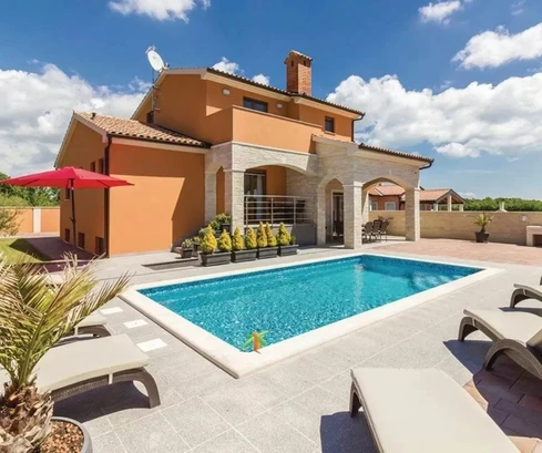 Jadreški, Istria: Villa moderna con piscina en un entorno tranquilo