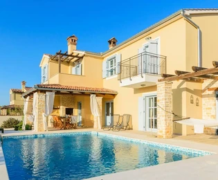 Istrien, Vodnjan: Mediterranes haus mit pool