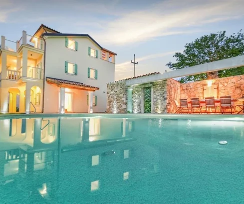 Affascinante villa con piscina e vista incantevole, Istria, Motovun