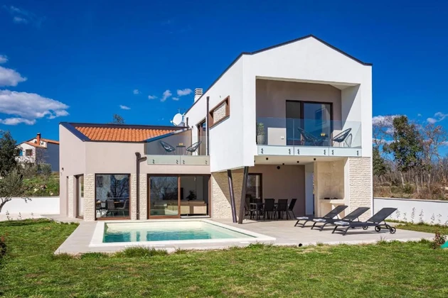 Istria, Krnica, villa moderna con piscina e vista mare mozzafiato