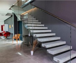 Luxusvilla mit Pool mit fast 270 m2 auf einem Grundstück von 583 m2