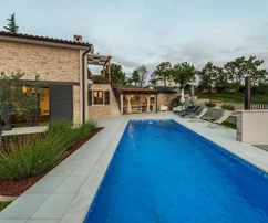 Tinjan, Istria - Elegant villa with sea views, pool, and expansive garden