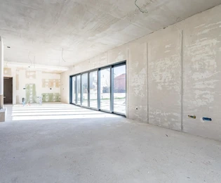 Obiteljska kuća s bazenom na prodaju Kaštela