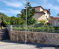 Spaziosa casa in vendita a Medolino vicino al mare in Croazia