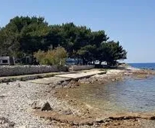 Terreno edificable a 3 filas de la playa - Isla de Ugljan, Sušica