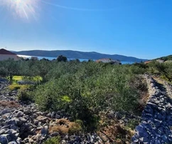 Seget Vranjica, terreno edificabile 1630 m2, vista mare