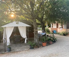 Starigrad, Tribanj, spacious house with sea view and six apartments