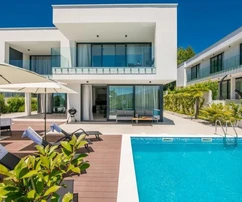 Doppelhaushälfte mit Panoramablick auf das Meer, Istrien, Opatija