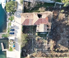 Villa sul mare in vendita a Dubrovnik, in una posizione privilegiata sul lungomare della Croazia