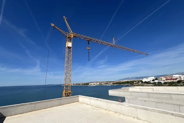 Appartement avec vue panoramique sur la mer à vendre à Povljana en Croatie