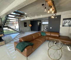 EXKLUZÍV DESIGNER VILLA MEDENCÉVEL, CSENDES HELYEN!