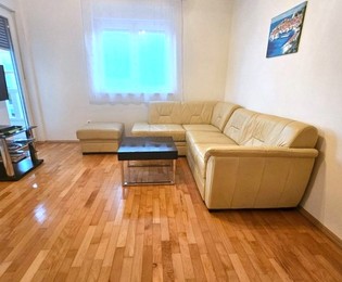 Charmante Zweizimmerwohnung auf der Insel Čiovo steht zum Verkauf