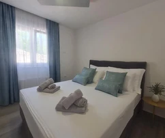 Luksuzna vila na prodaju s bazenom Imotski