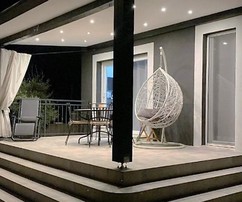 Rogoznica, urokliwy dom z basenem i przepięknym widokiem na morze na sprzedaż