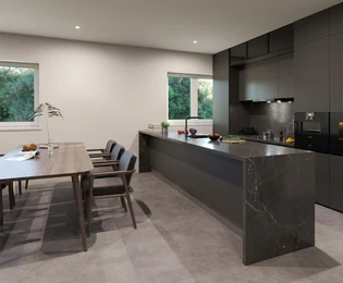 Dvoetažni četverosoban stan na prodaju Rovinj