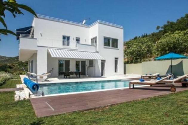 Modern villa near Dubrovnik