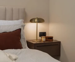 Maison pieds dans l'eau avec piscine à vendre à Nin en Croatie