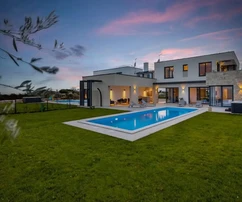 Istria, Brtonigla: Villa di lusso con vista mare