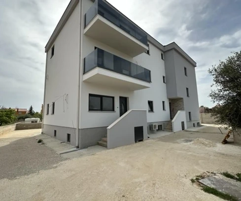 Spacious apartment for sale in Medulin with terraces in Croatia
