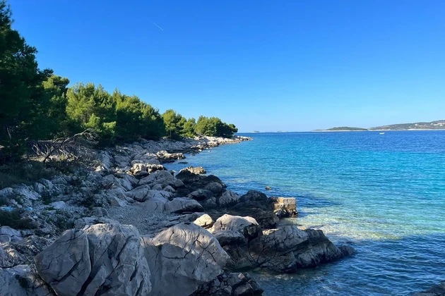 Ražanj, agricultural land 7084 m2, 1st row to the sea