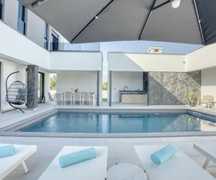 Modern villa in a great location near Zadar