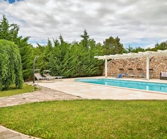 Island Krk, Dobrinj, Kras, exclusive villa with swimming pool in a quiet location