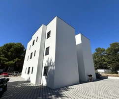 Biograd na Moru, Pakostane - Appartamento al piano terra con due camere da letto e giardino, a 200 m dal mare