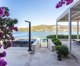 Seaside home for sale in Seget in Croatia
