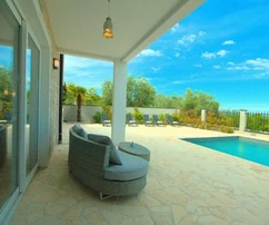 Gyönyörű kővilla medencével és tengerre néző kilátással, Isztria, Poreč