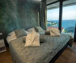 Luxusní vila s bazénem na prodej v Primoštenu v Chorvatsku