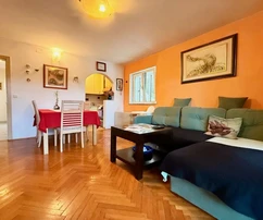 APARTMÁN SE ZAHRADOU, NA KLIDNÉM MÍSTĚ, 500 M OD PLÁŽE!